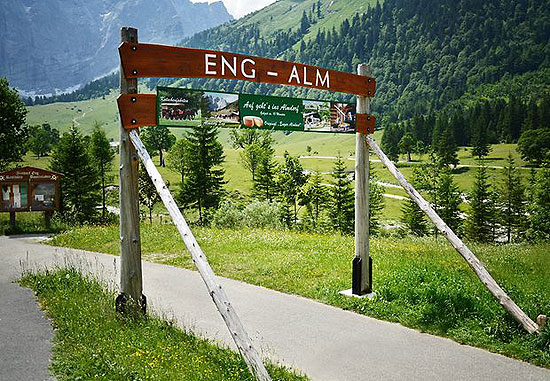 An Wochenenden je siebenmal von Lenggries über Vorder- und Hinterriß bis in die Eng und zurück (©Foto: RVO
